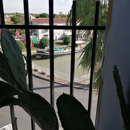 فندق Maison Du Canal Villeneuve-lès-Béziers